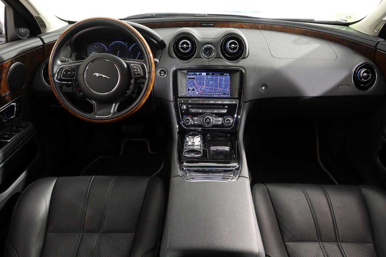 Jaguar XJ 3.0 V6 SC Premium Luxury AWD