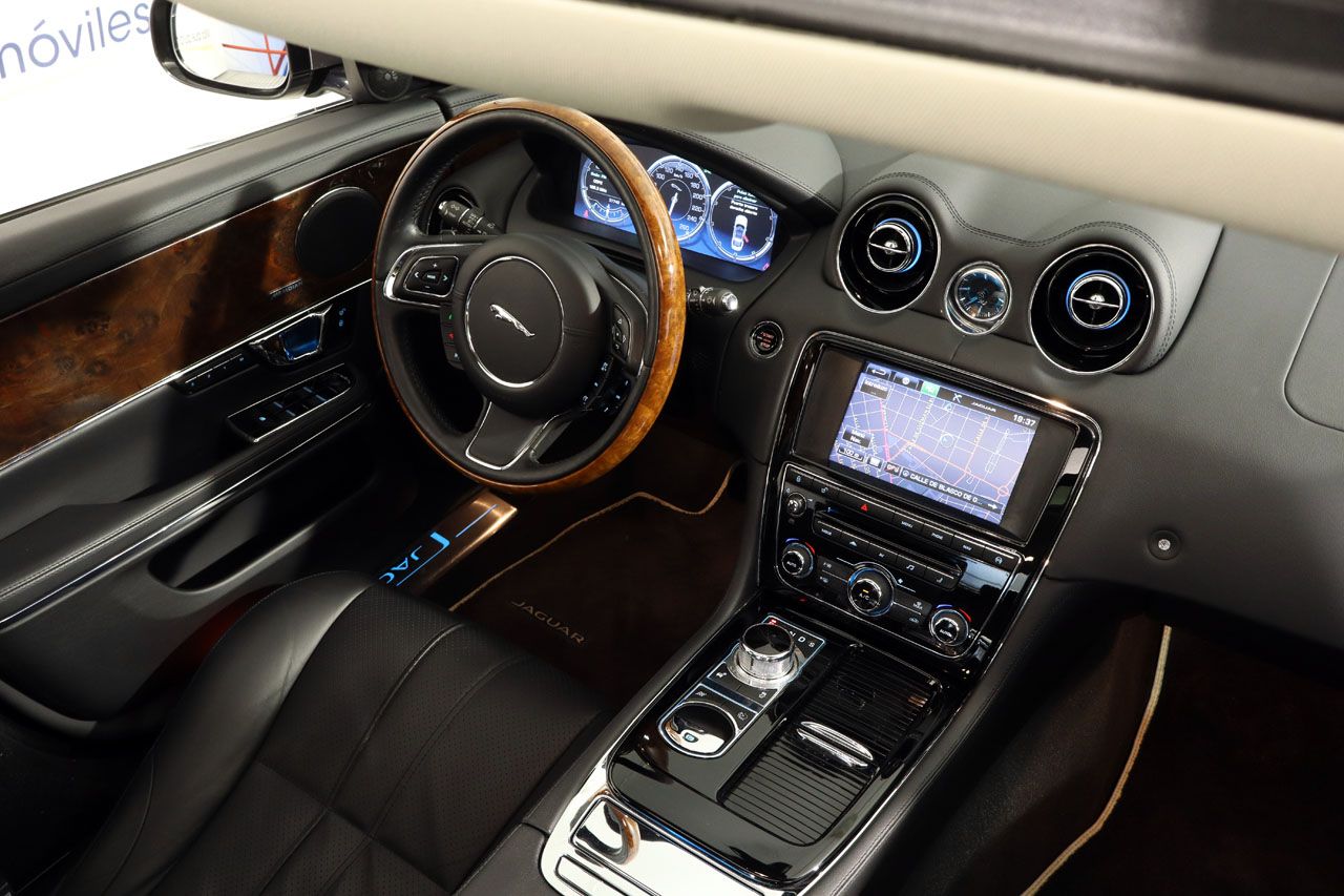 Jaguar XJ 3.0 V6 SC Premium Luxury AWD