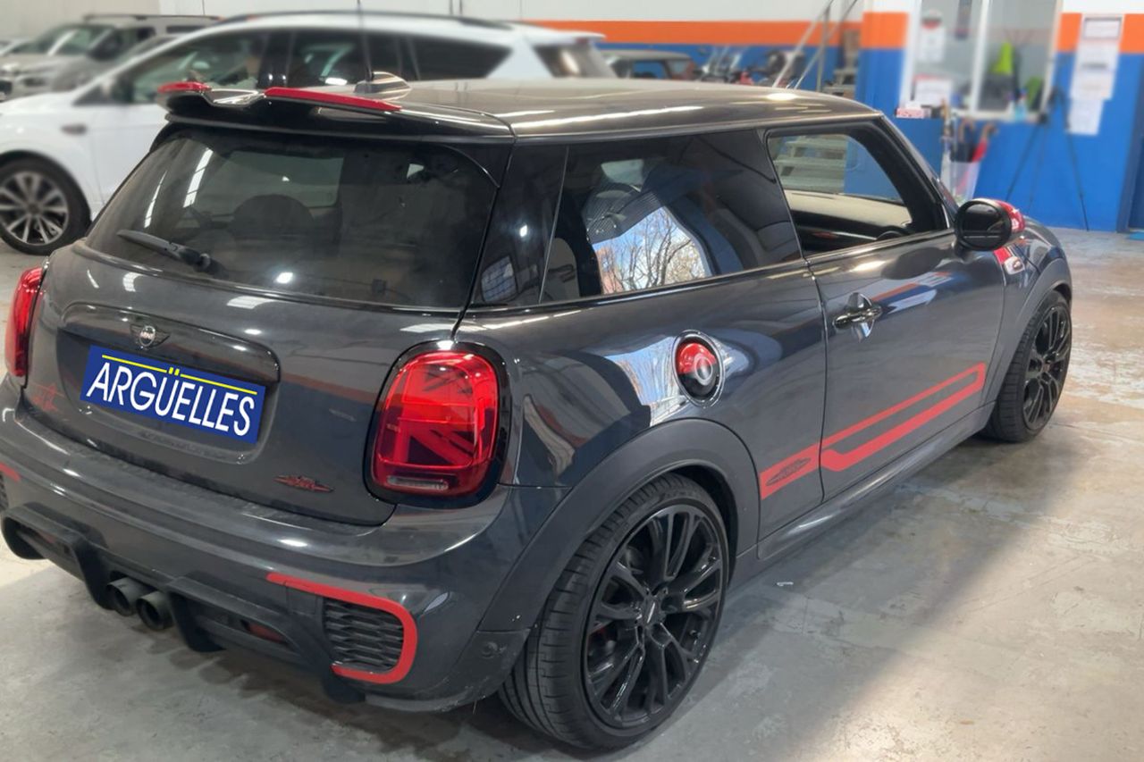 MINI Cooper John Cooper Works Performance 231cv AUT