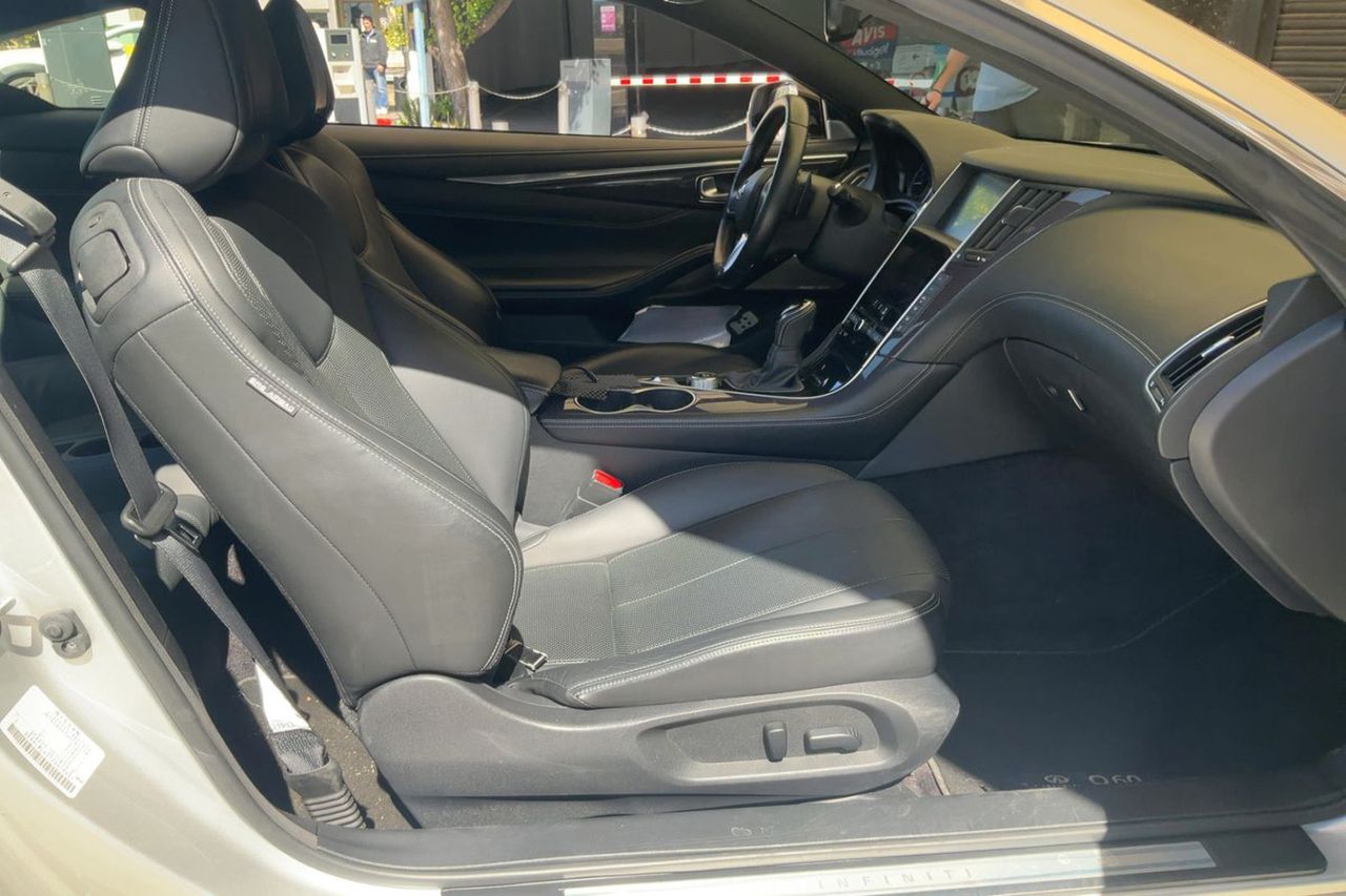 Infiniti Q60 2.0 Coupe Premium 211cv