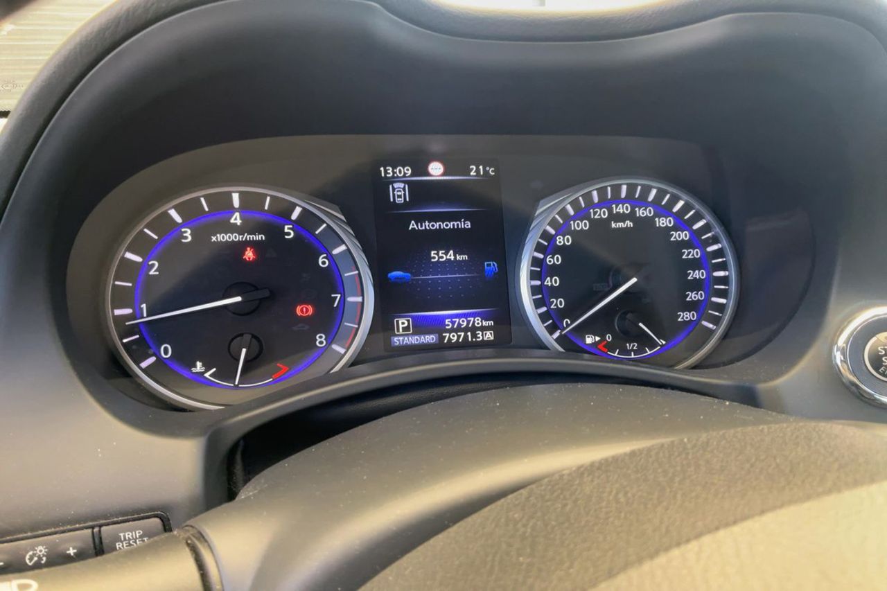 Infiniti Q60 2.0 Coupe Premium 211cv