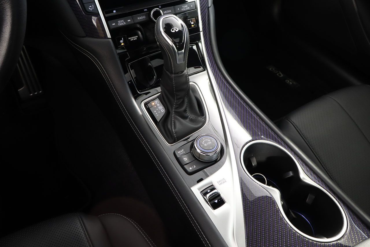 Infiniti Q60 2.0 Coupe Premium 211cv
