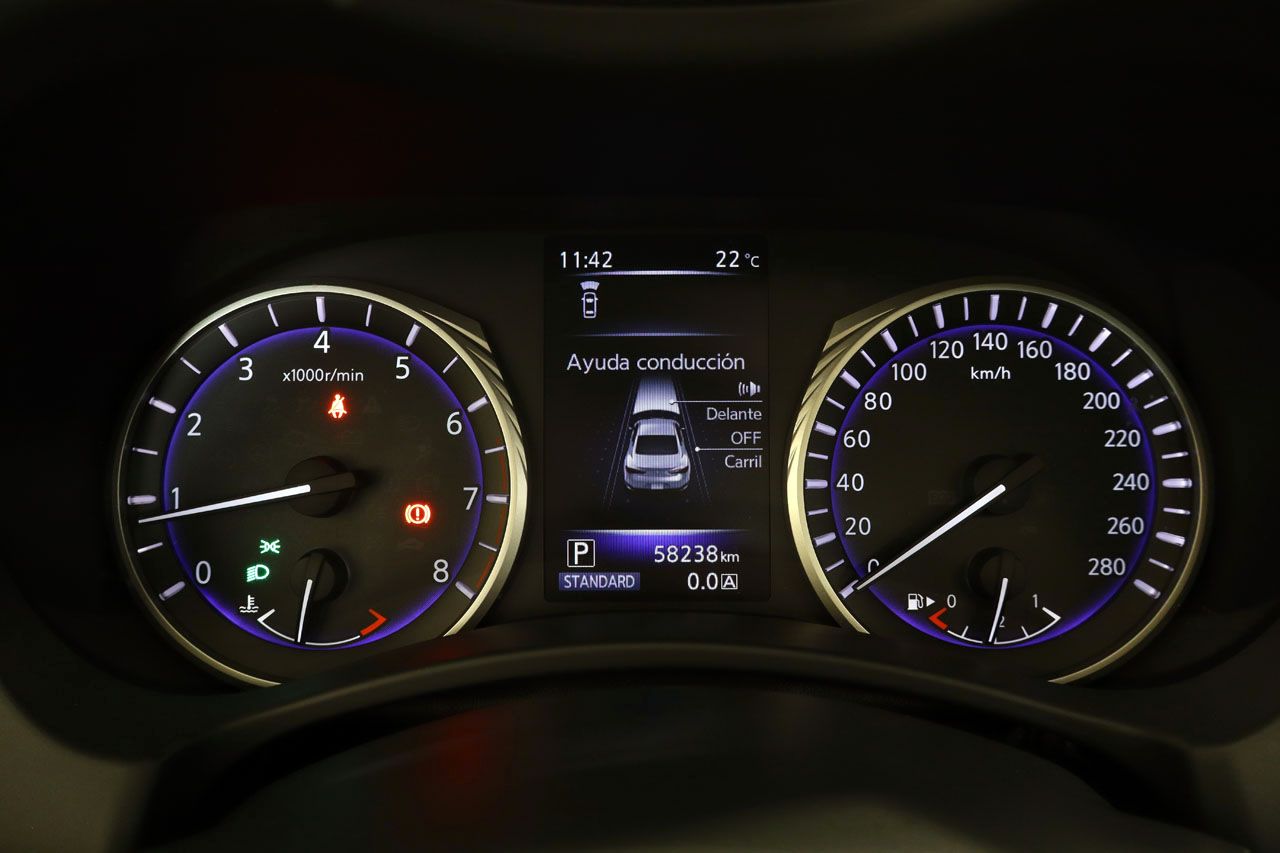 Infiniti Q60 2.0 Coupe Premium 211cv