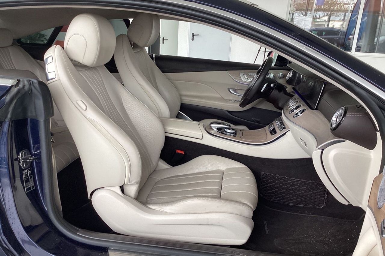 Mercedes Benz E 400 Coupe AMG Line 4Matic 333cv