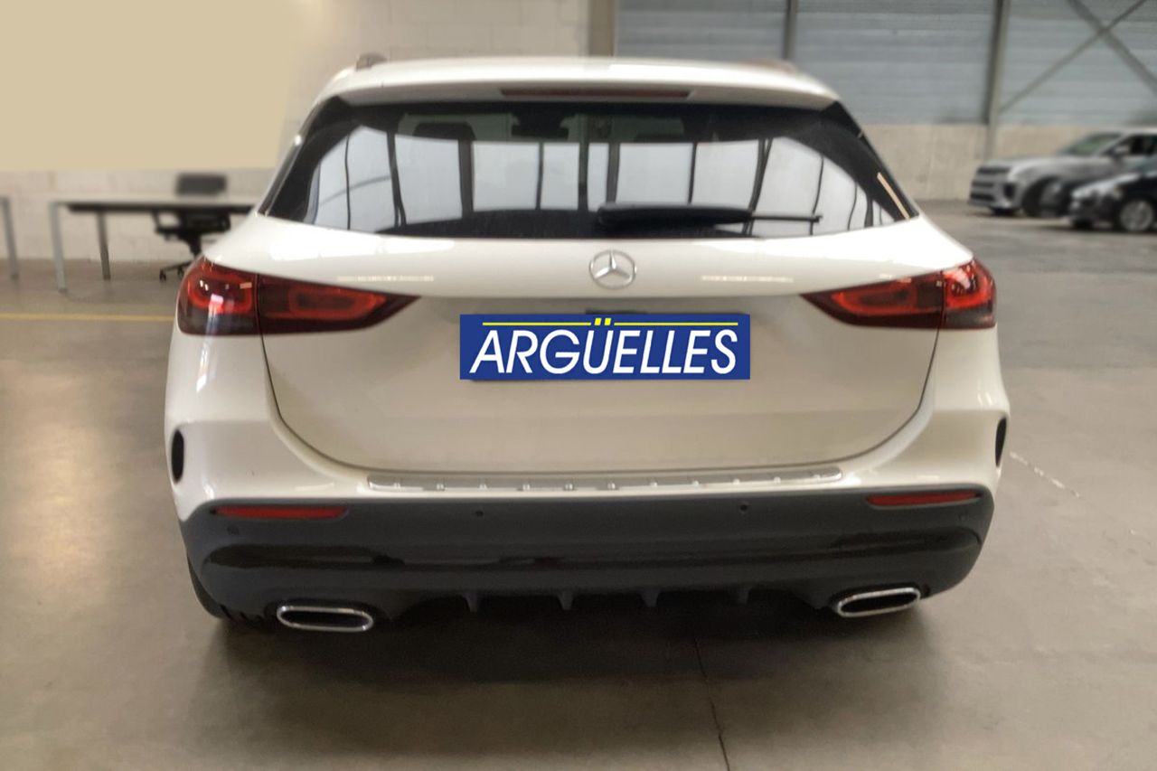 Mercedes Benz GLA 180 AMG Line