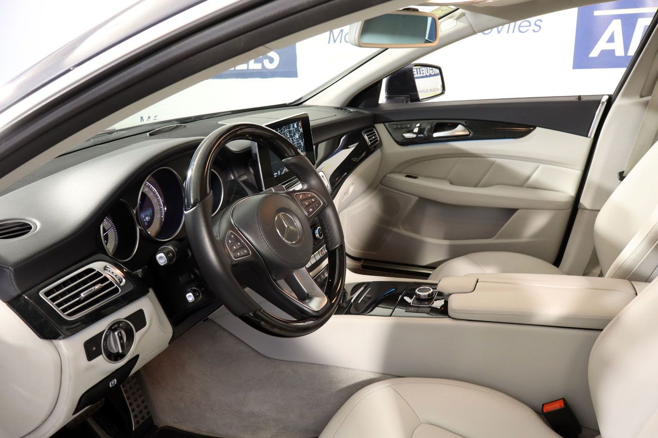 Mercedes Benz Clase CLS 400 AMG Line 333cv