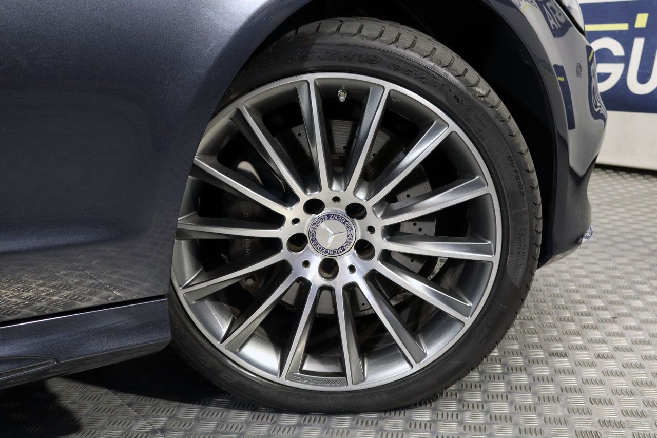 Mercedes Benz Clase CLS 400 AMG Line 333cv