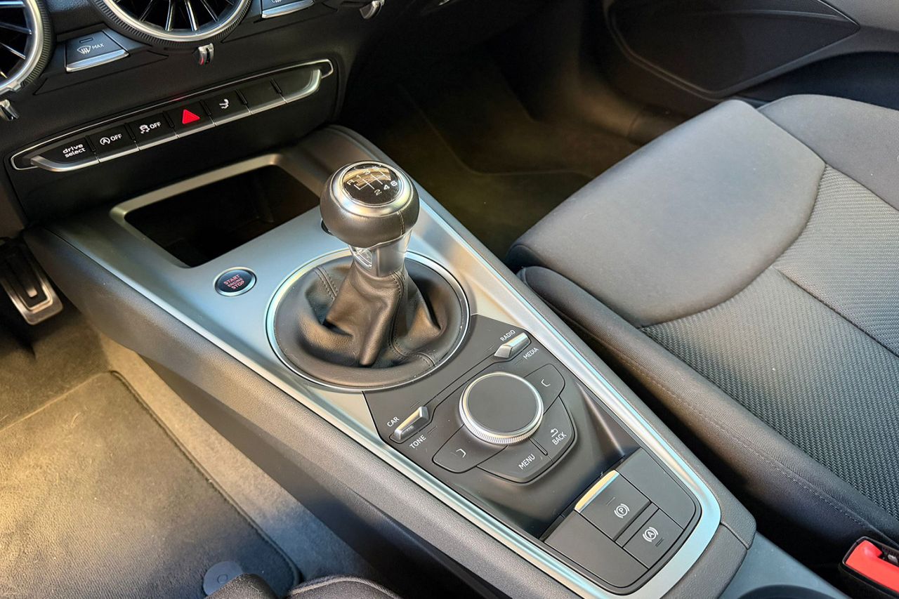 Audi TT Coupe 45 TFSI S Line Edition 245cv Manual