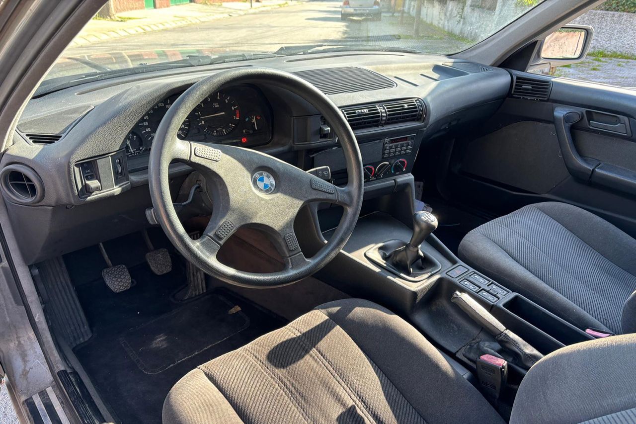 BMW 525i 24v 192cv Manual