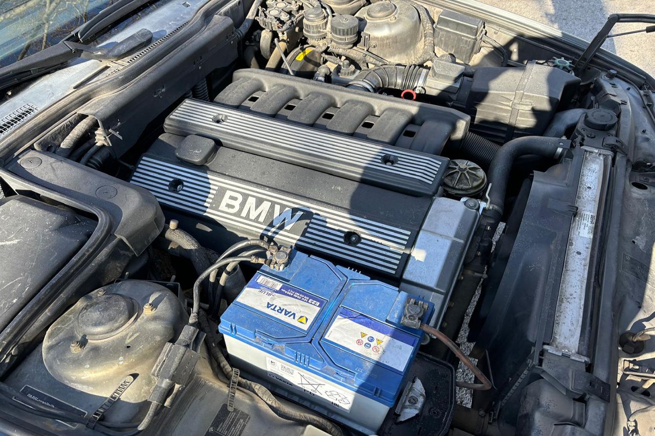 BMW 525i 24v 192cv Manual