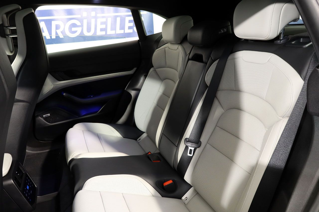 Porsche Taycan Sport Turismo 476cv