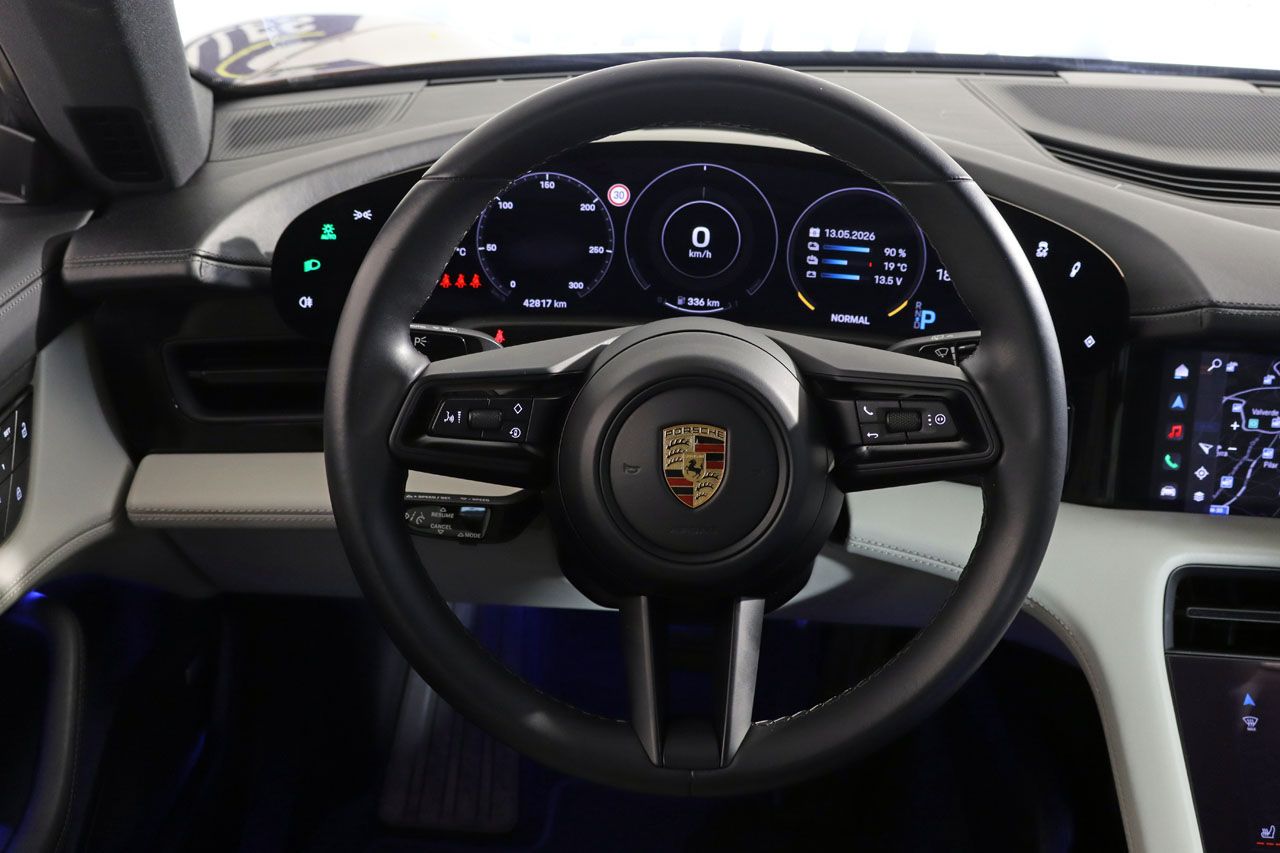 Porsche Taycan Sport Turismo 476cv