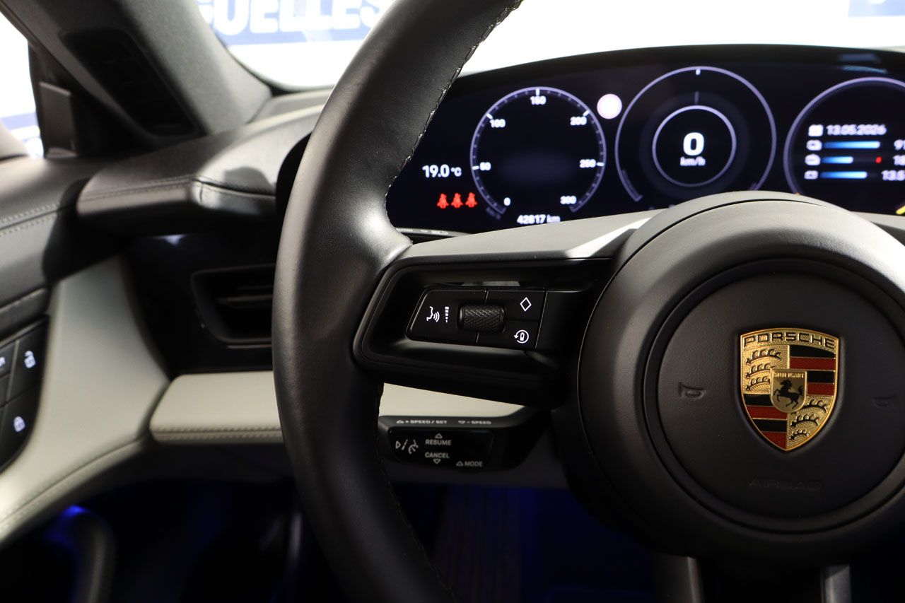 Porsche Taycan Sport Turismo 476cv