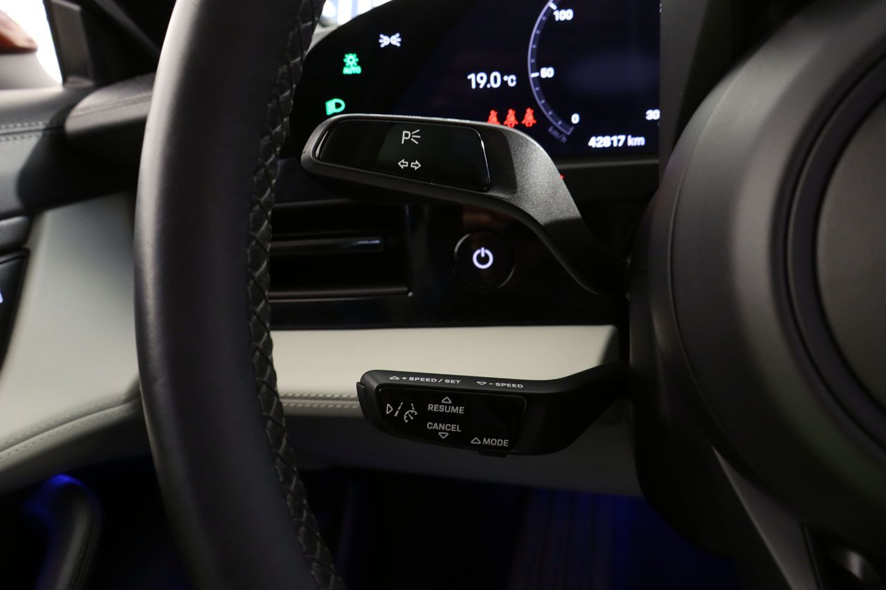 Porsche Taycan Sport Turismo 476cv