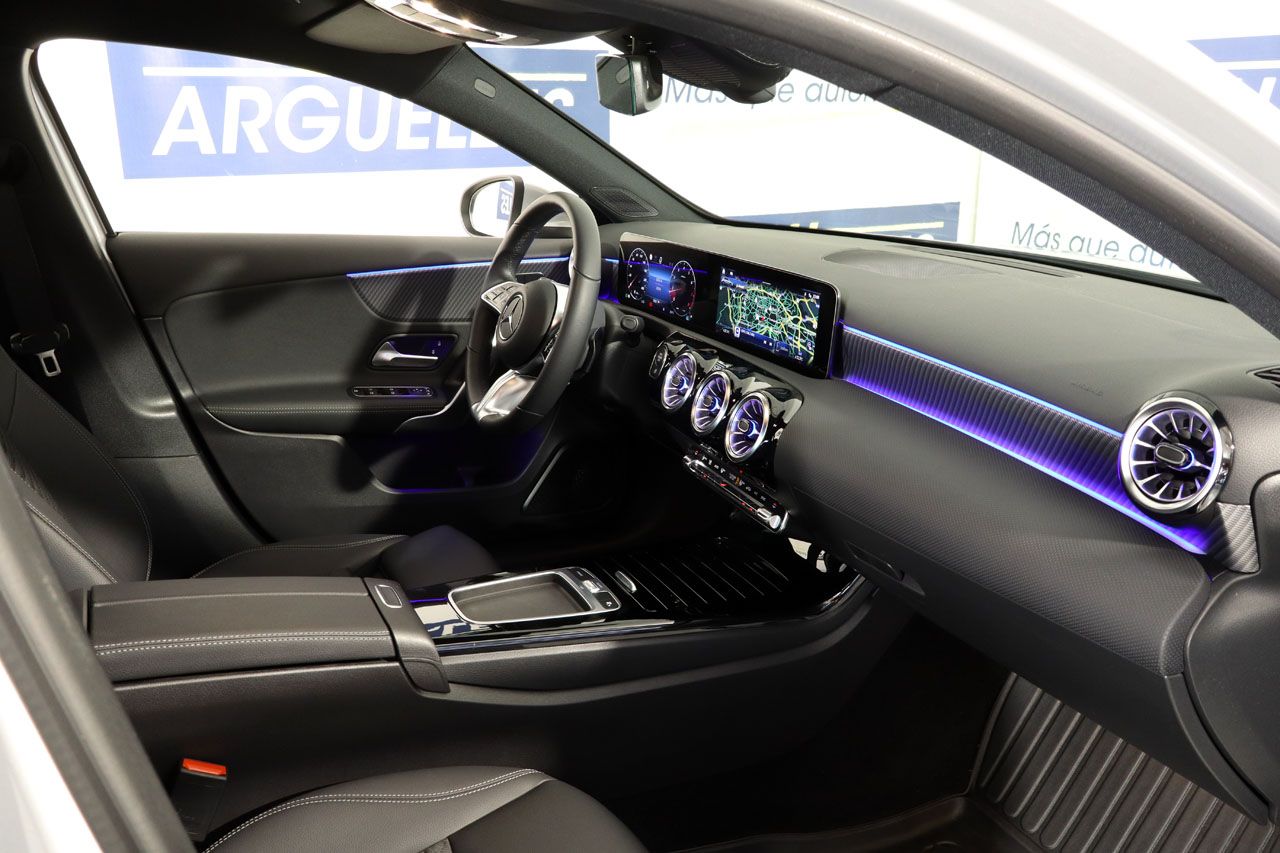 Mercedes Benz A 200 Mild Hybrid 163cv