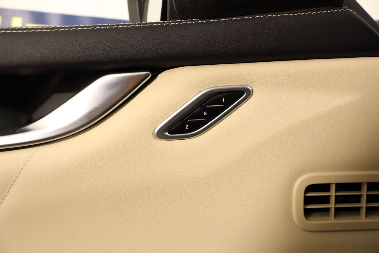 Maserati Ghibli S Q4 GranLusso 430cv