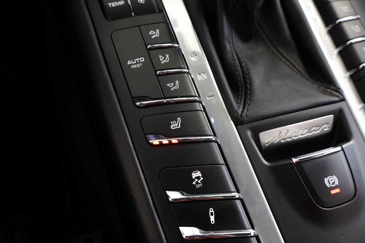 Porsche Macan Turbo SportDesign 440cv