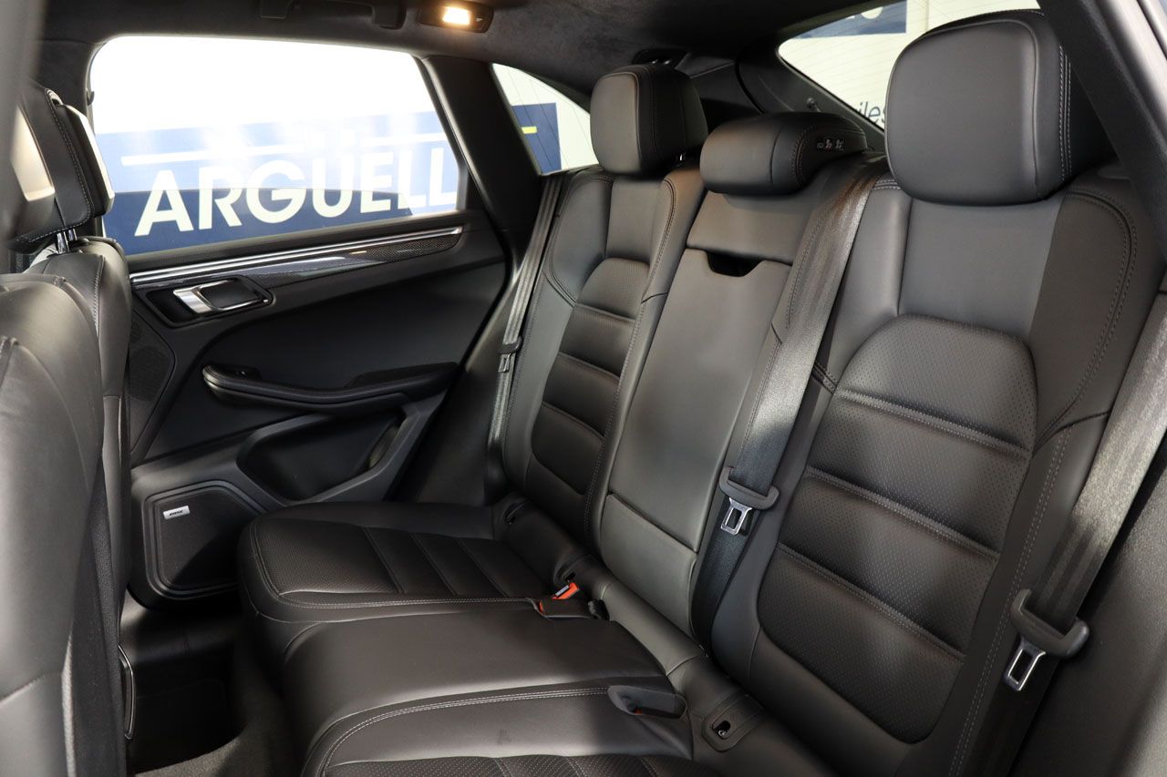 Porsche Macan Turbo SportDesign 440cv