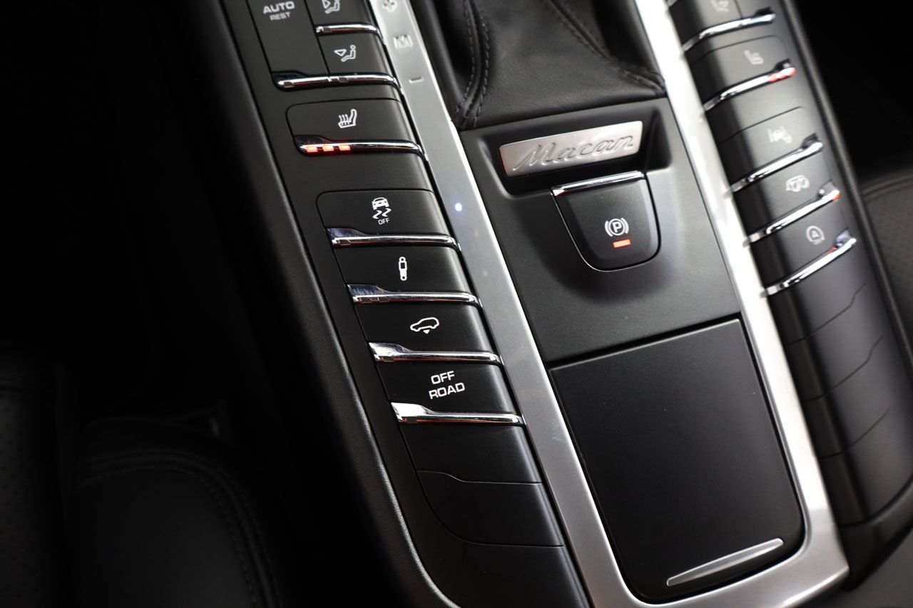 Porsche Macan Turbo SportDesign 440cv