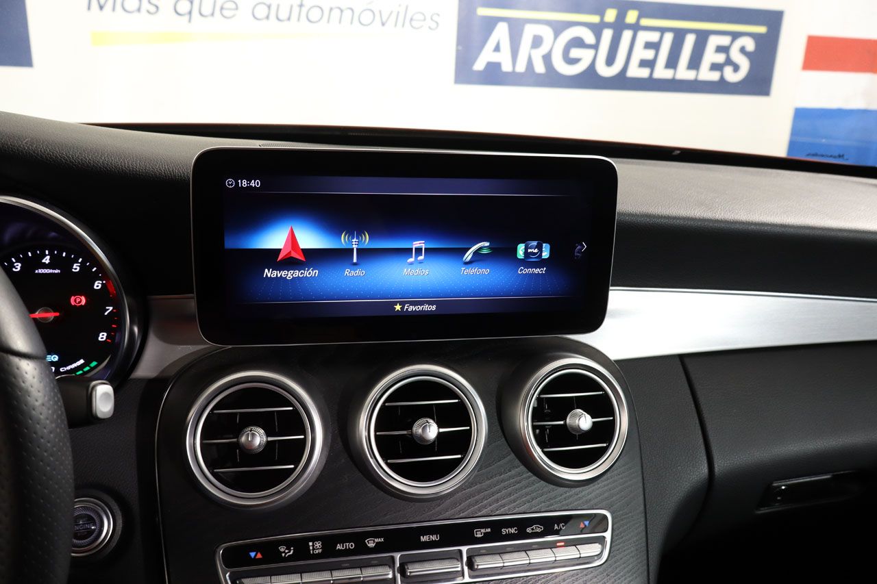 Mercedes Benz Clase C 200 Cabrio AMG Line 197cv