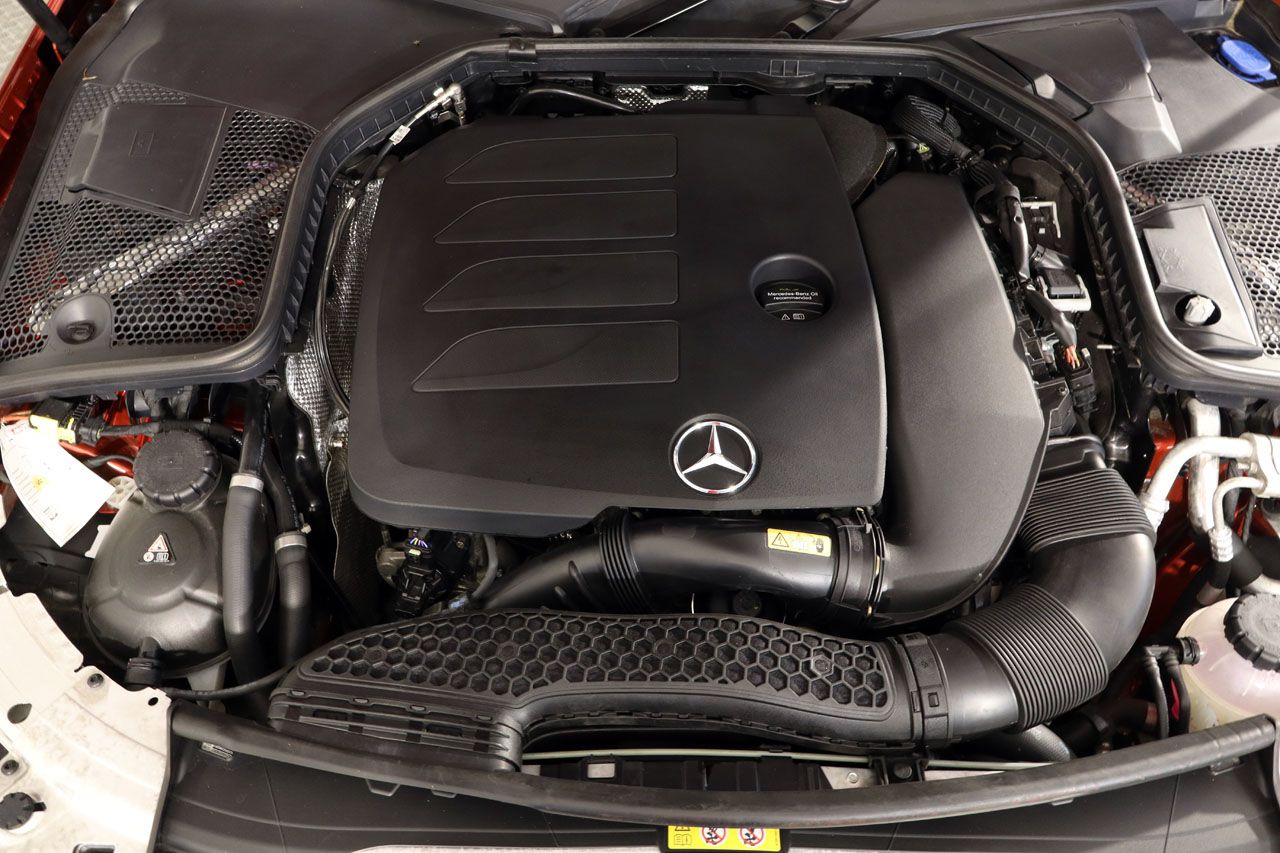 Mercedes Benz Clase C 200 Cabrio AMG Line 197cv