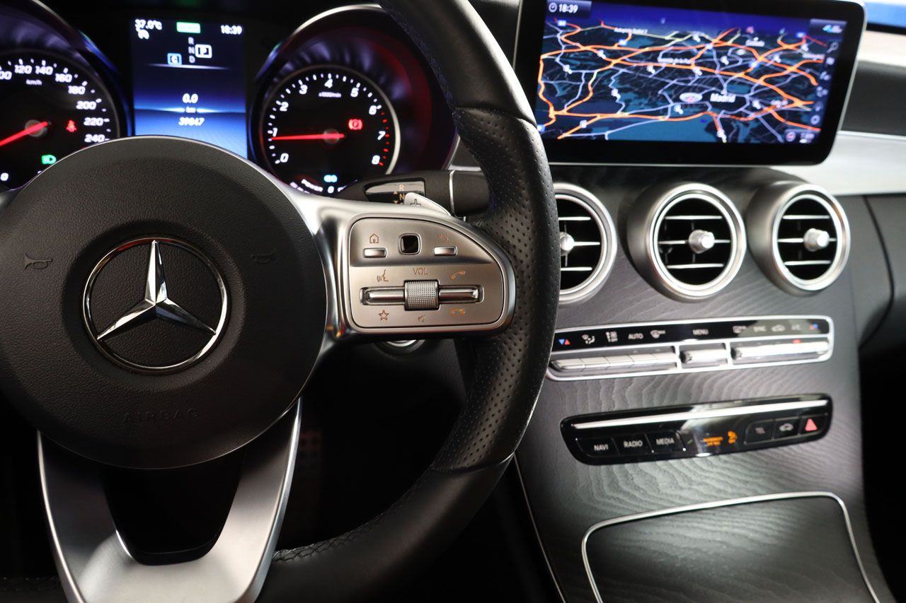 Mercedes Benz Clase C 200 Cabrio AMG Line 197cv