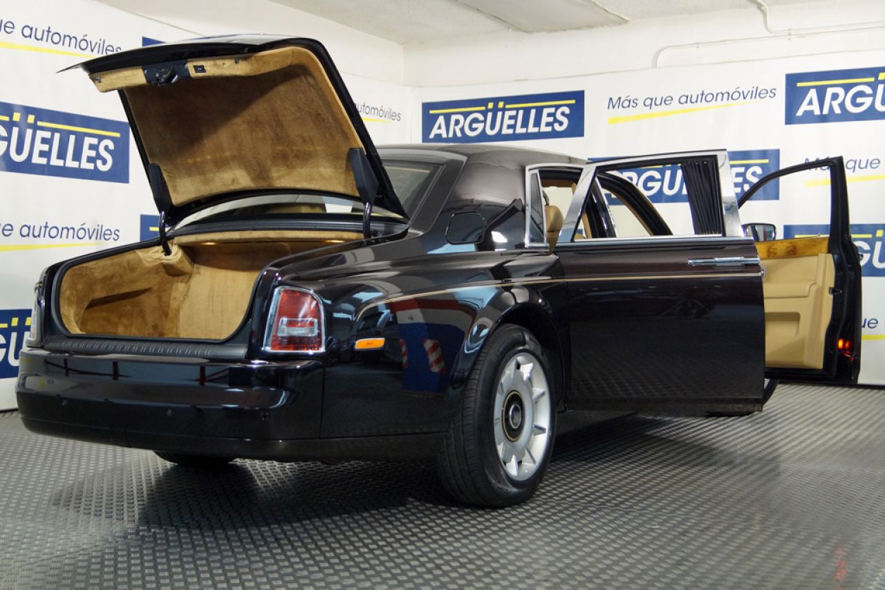 Rolls Royce Phantom 6.7 V12 453cv