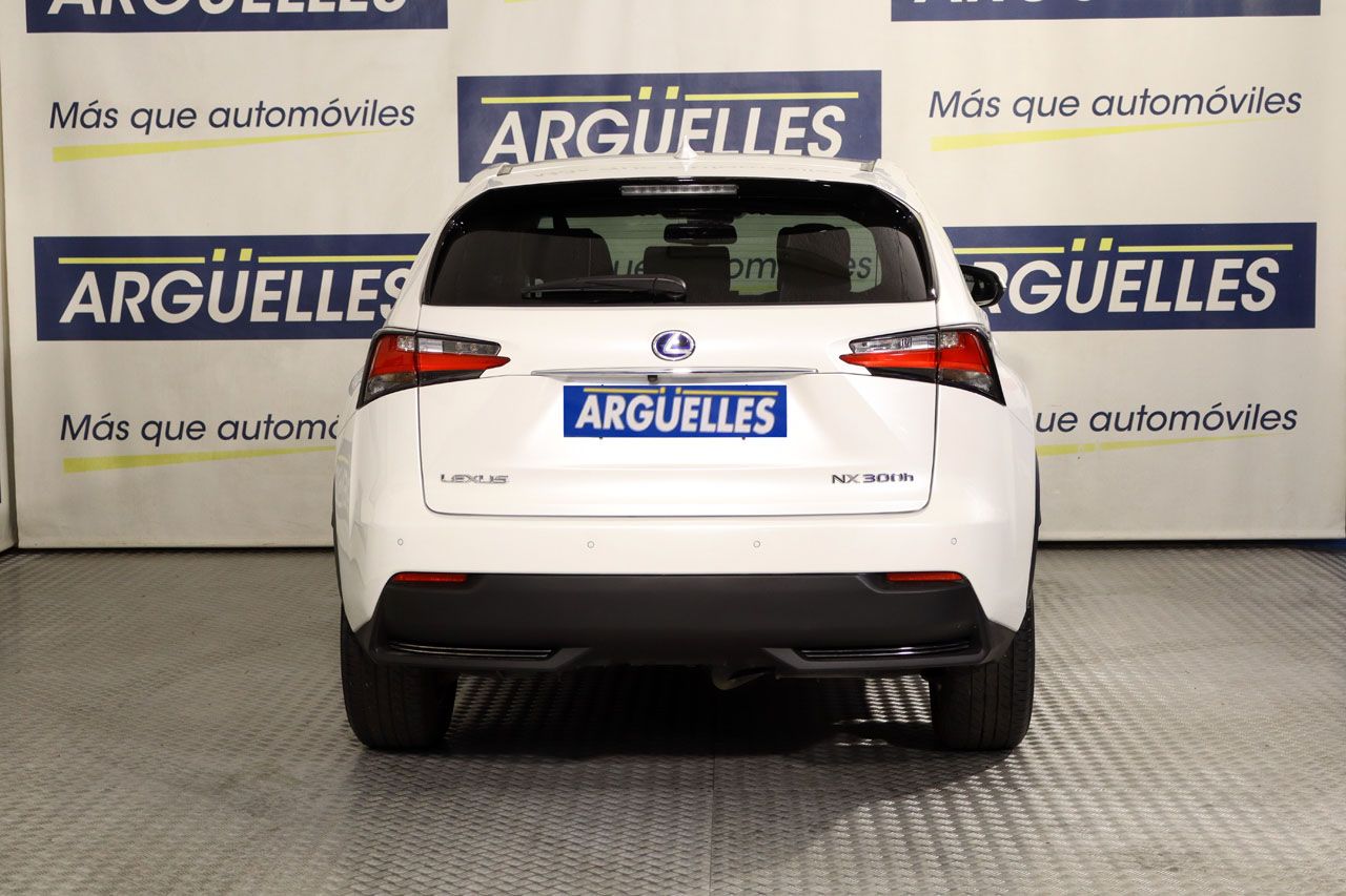 Lexus NX 300h Luxury 4WD 197cv