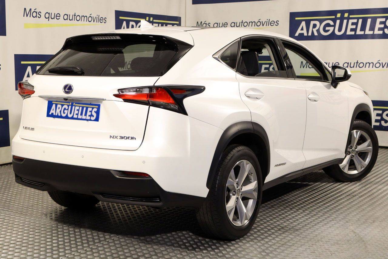 Lexus NX 300h Luxury 4WD 197cv