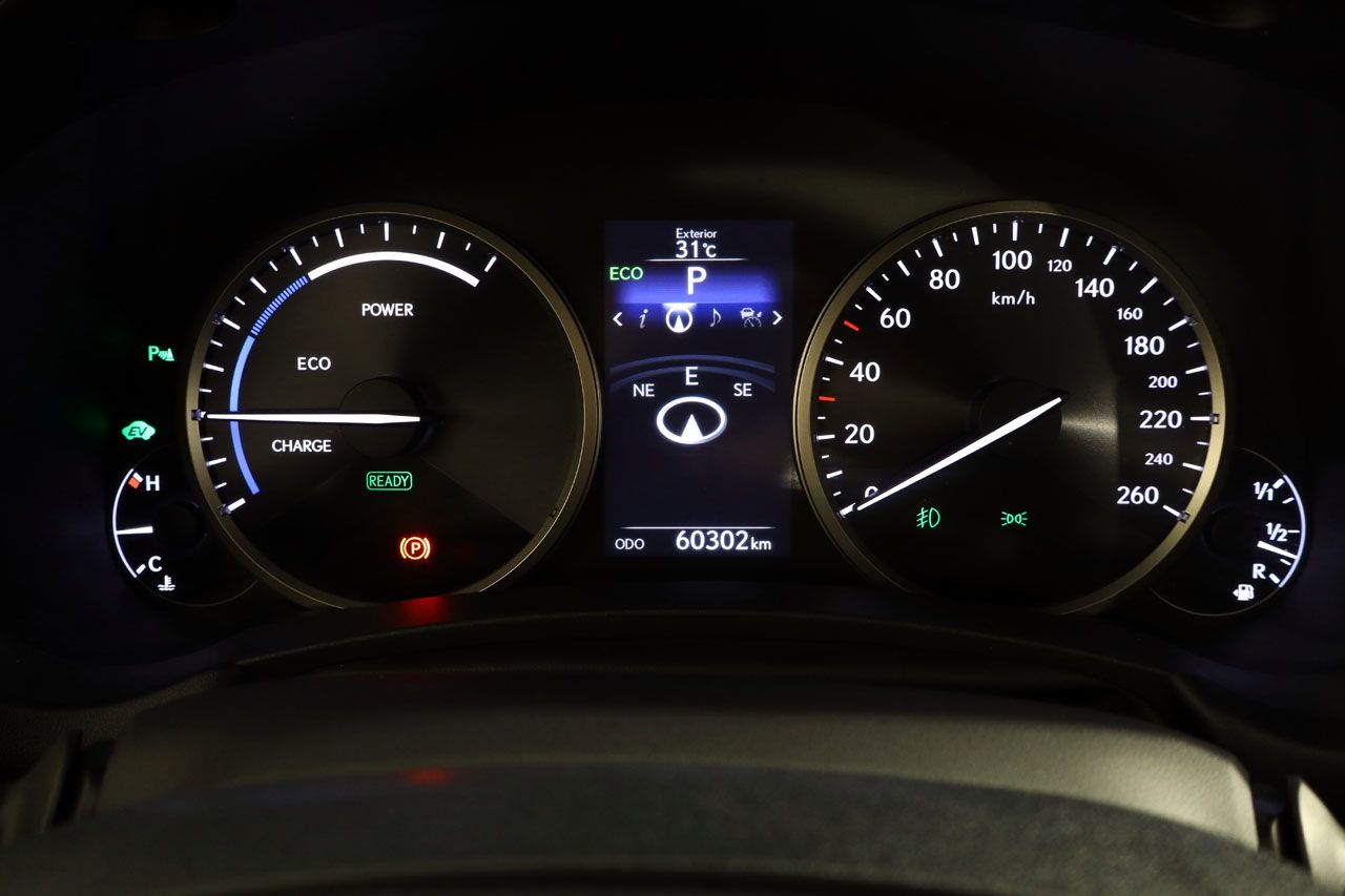 Lexus NX 300h Luxury 4WD 197cv