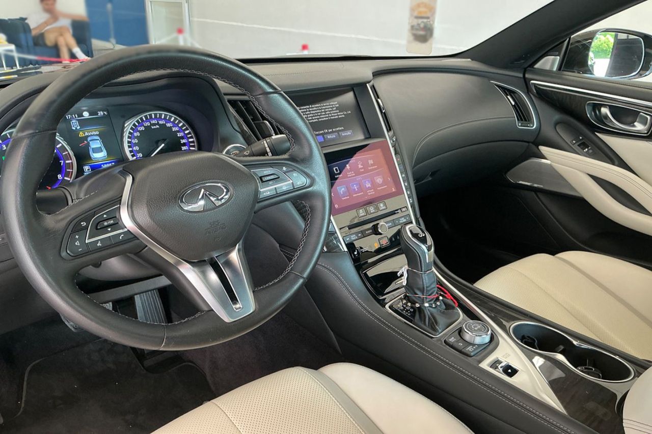 Infiniti Q60 2.0 Coupe Sport Auto 211cv