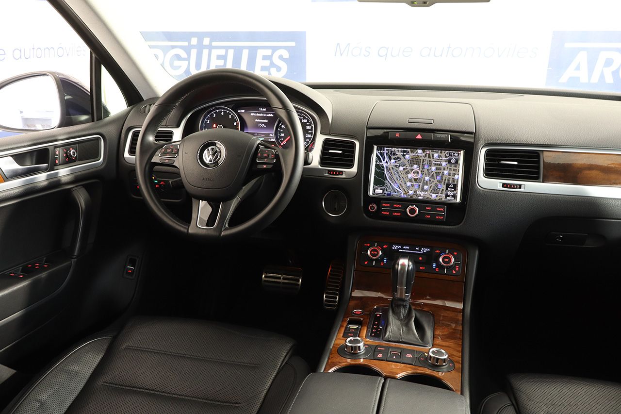 Volkswagen Touareg 3.0 V6 TSI Hybrid 379cv Tiptronic