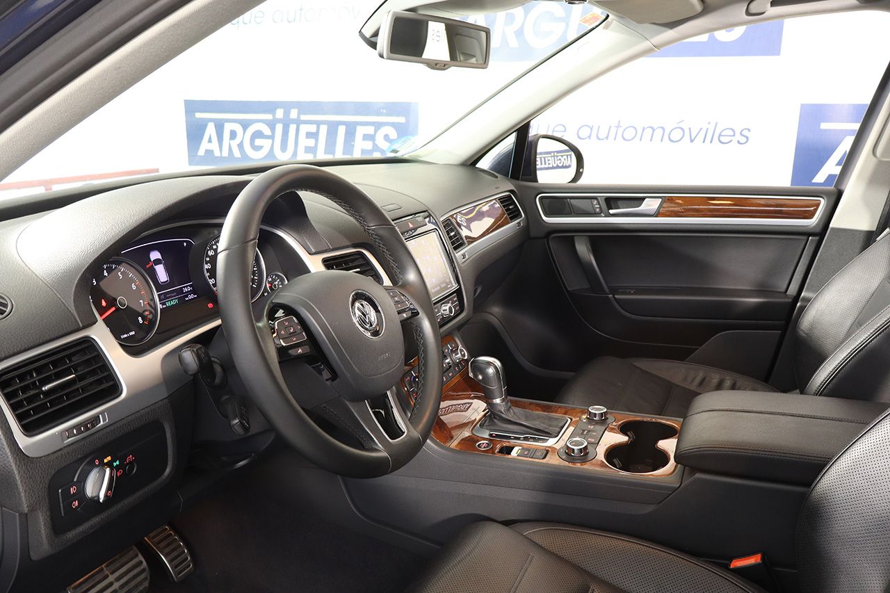 Volkswagen Touareg 3.0 V6 TSI Hybrid 379cv Tiptronic