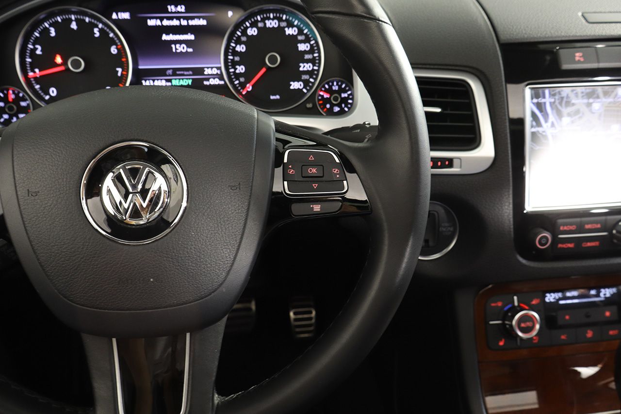 Volkswagen Touareg 3.0 V6 TSI Hybrid 379cv Tiptronic