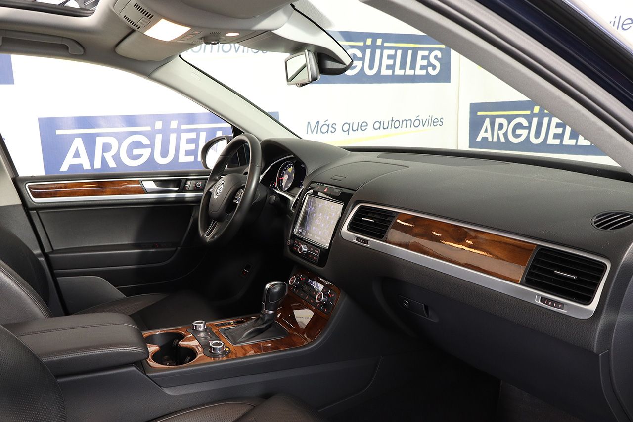 Volkswagen Touareg 3.0 V6 TSI Hybrid 379cv Tiptronic