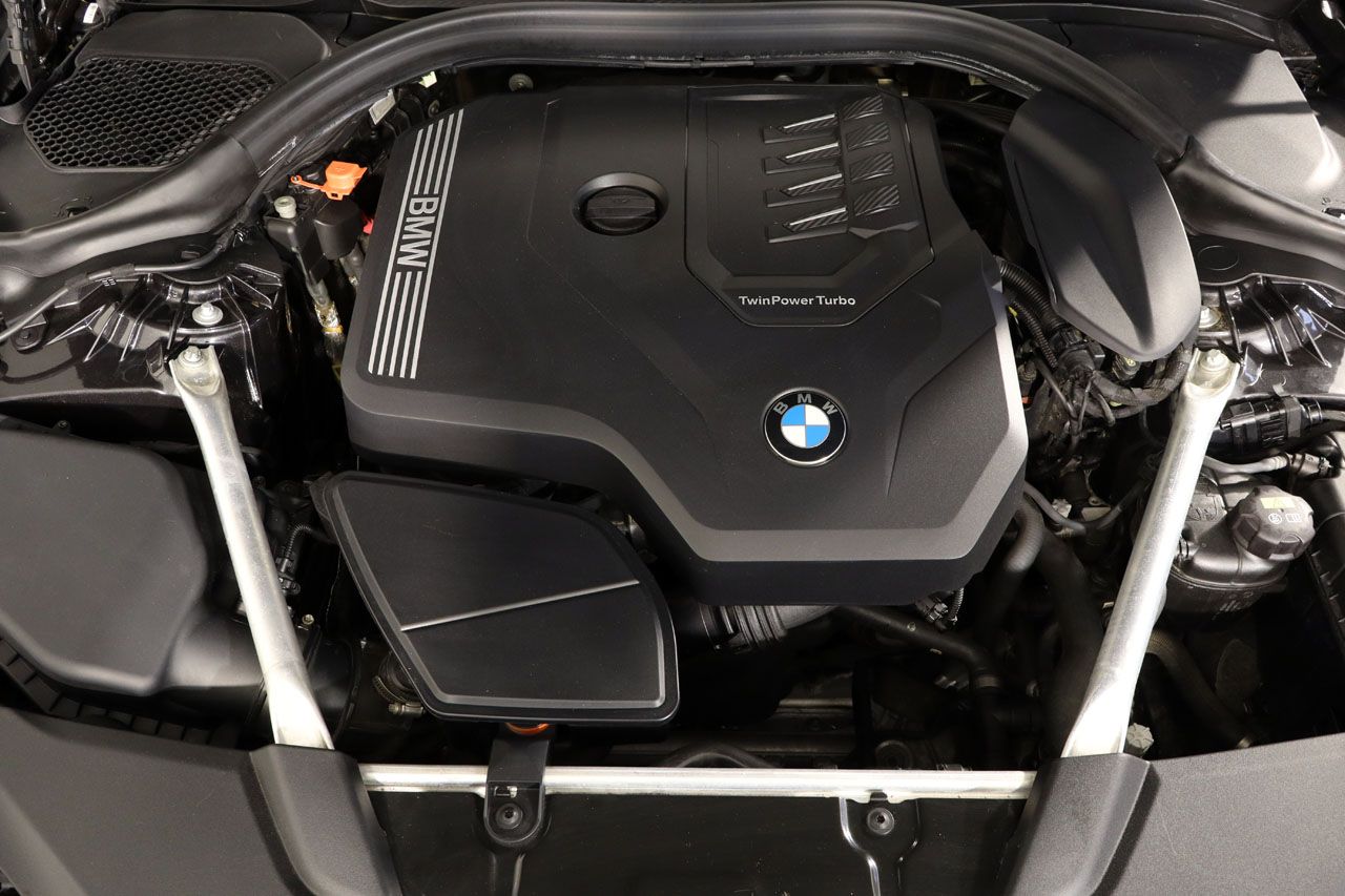 BMW 530 i Touring Luxury 252cv