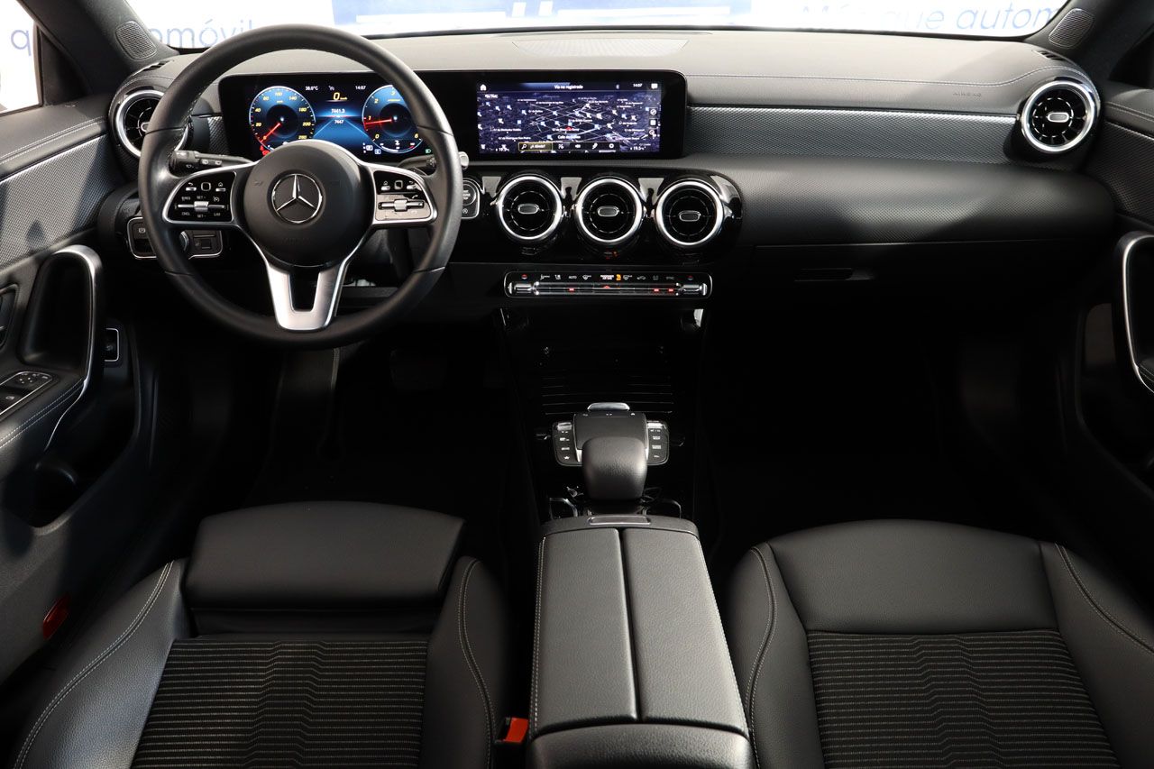 Mercedes Benz CLA 200 Shooting Brake