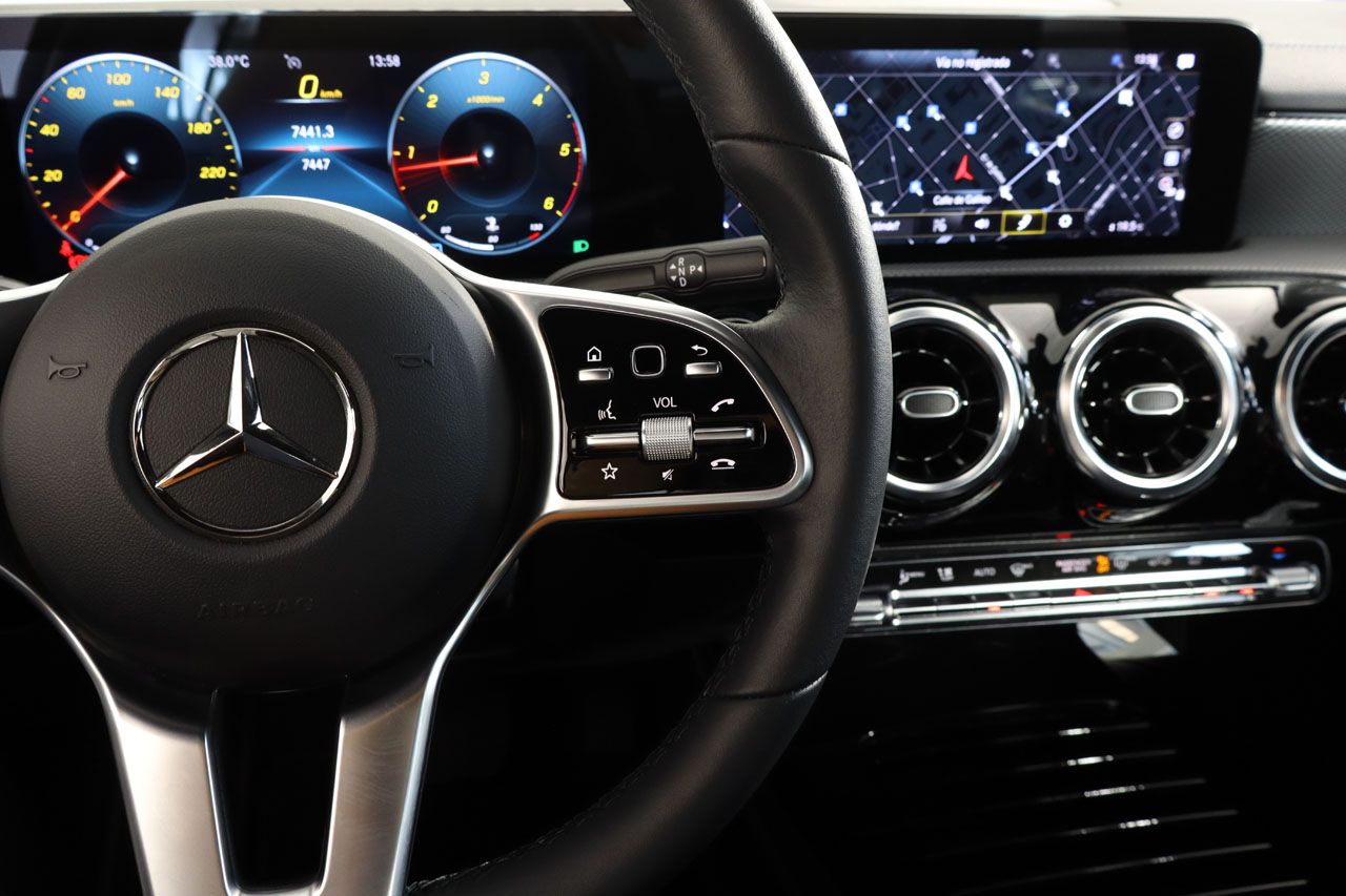 Mercedes Benz CLA 200 Shooting Brake