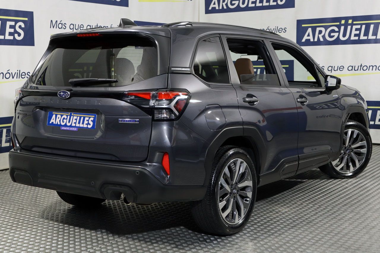 Subaru Forester 2.0i Hybrid Touring 152cv