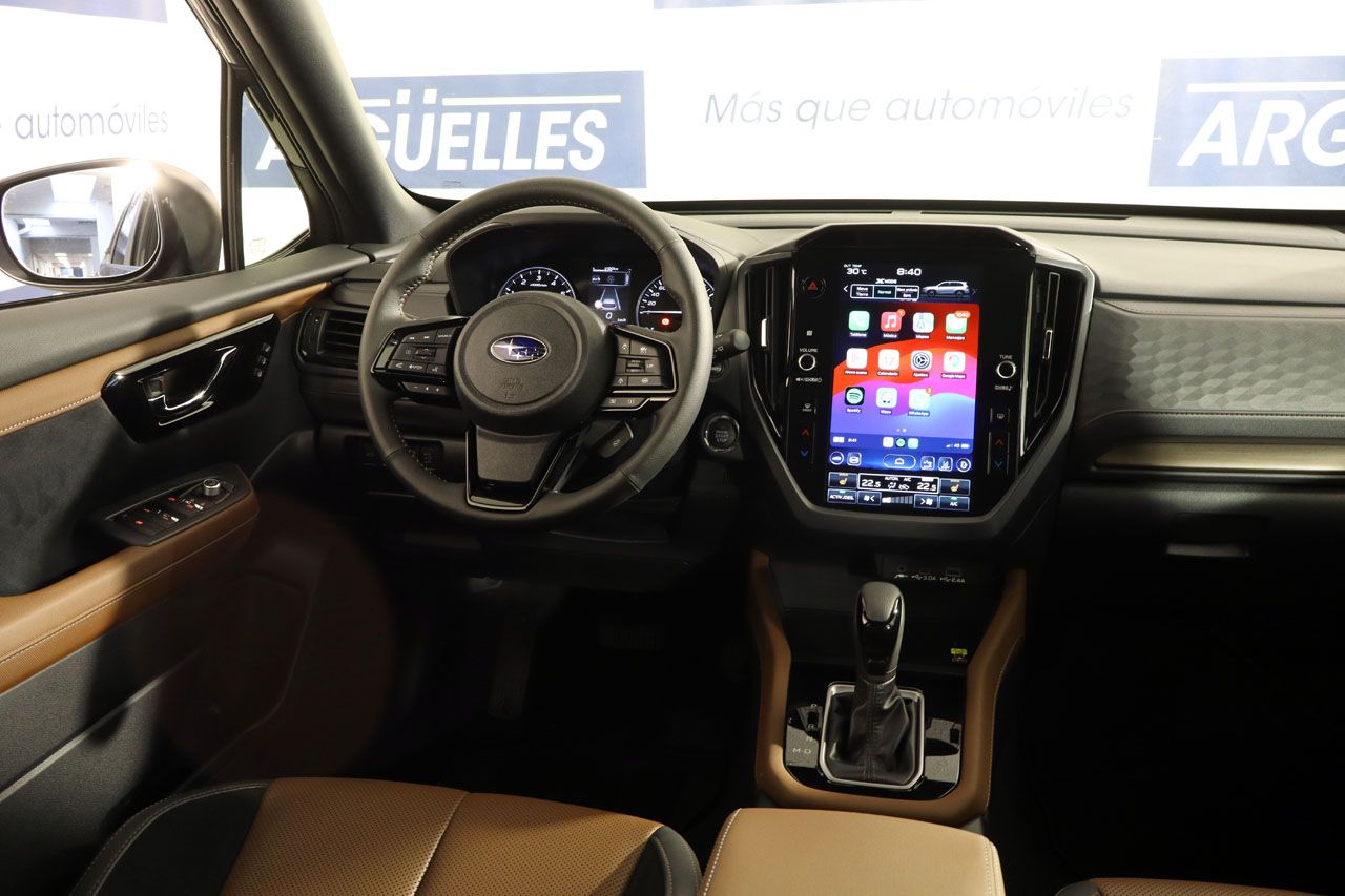 Subaru Forester 2.0i Hybrid Touring 152cv