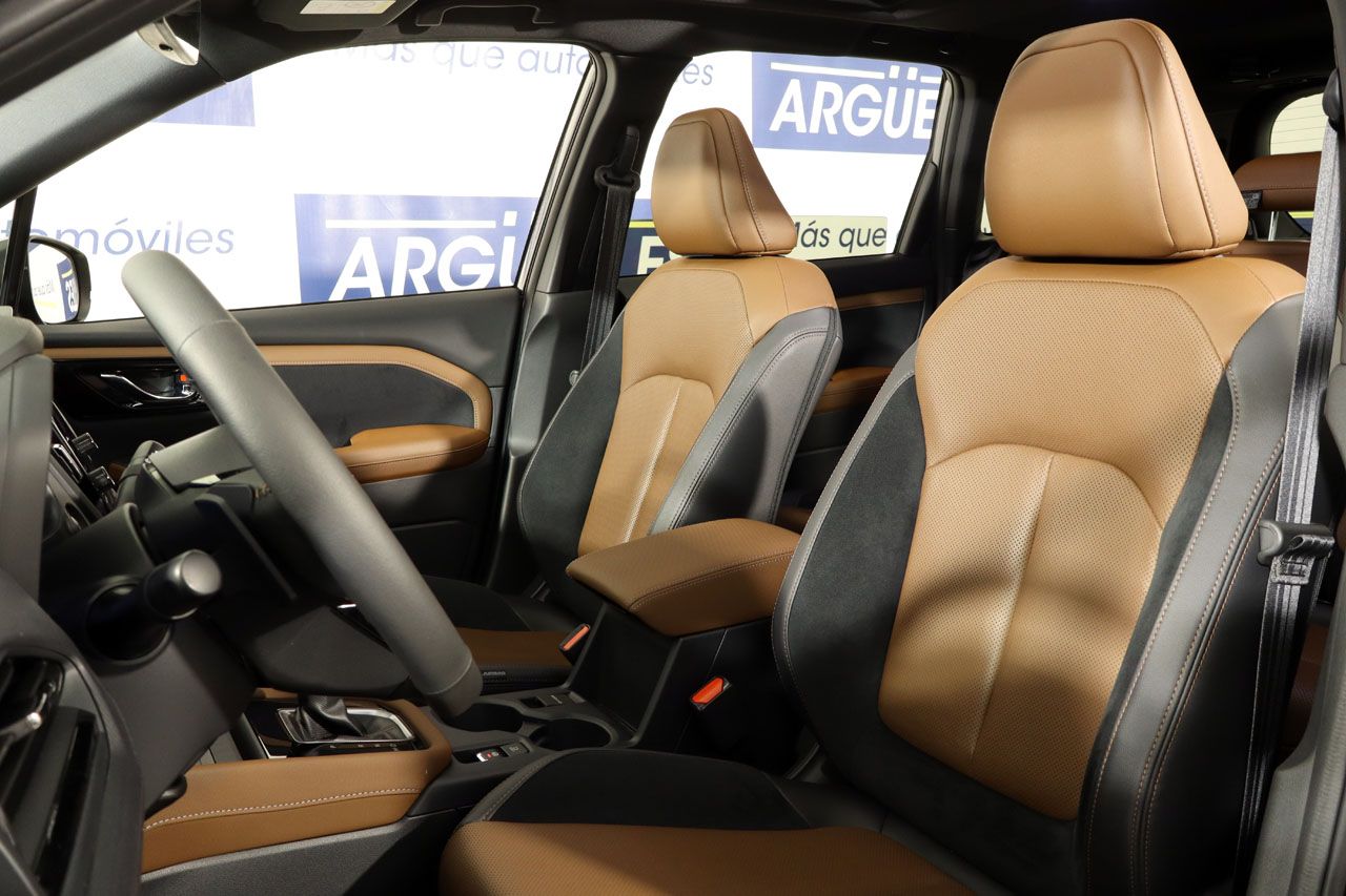 Subaru Forester 2.0i Hybrid Touring 152cv