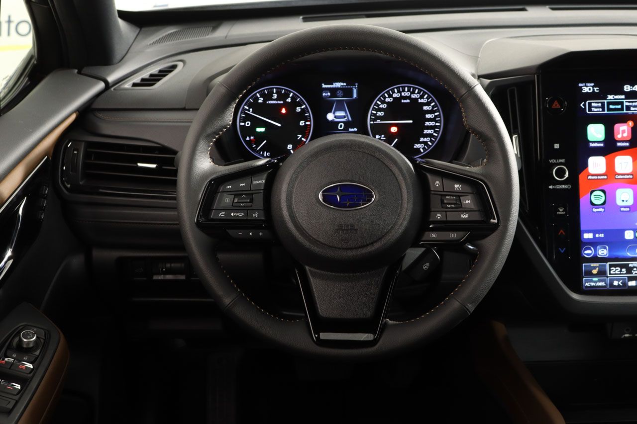 Subaru Forester 2.0i Hybrid Touring 152cv