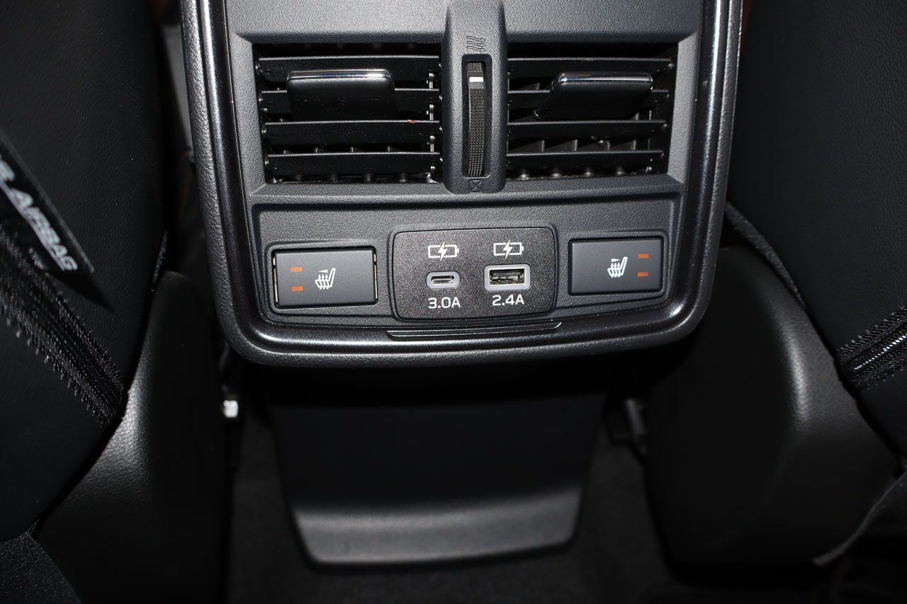 Subaru Forester 2.0i Hybrid Touring 152cv