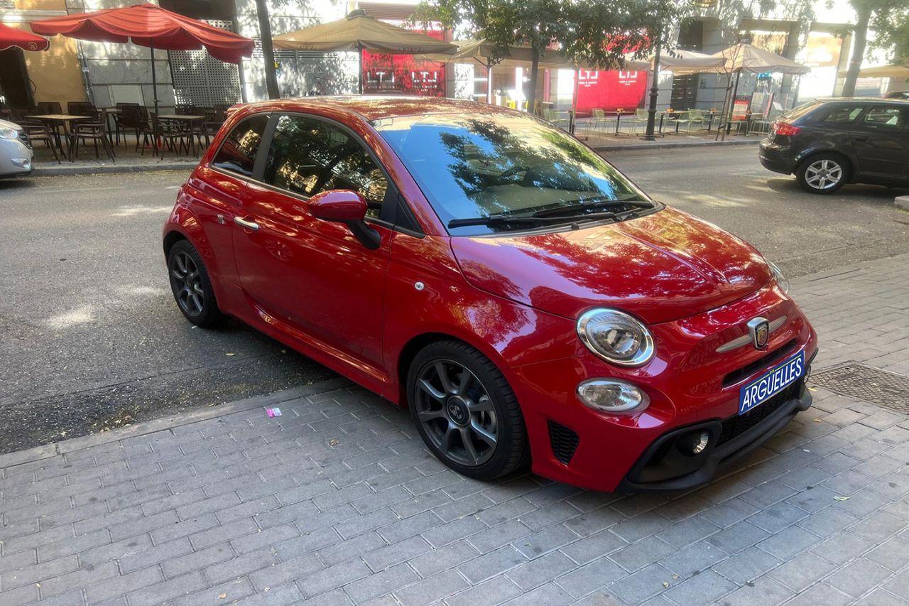Abarth 500 1.4 16v T Jet 595 165cv