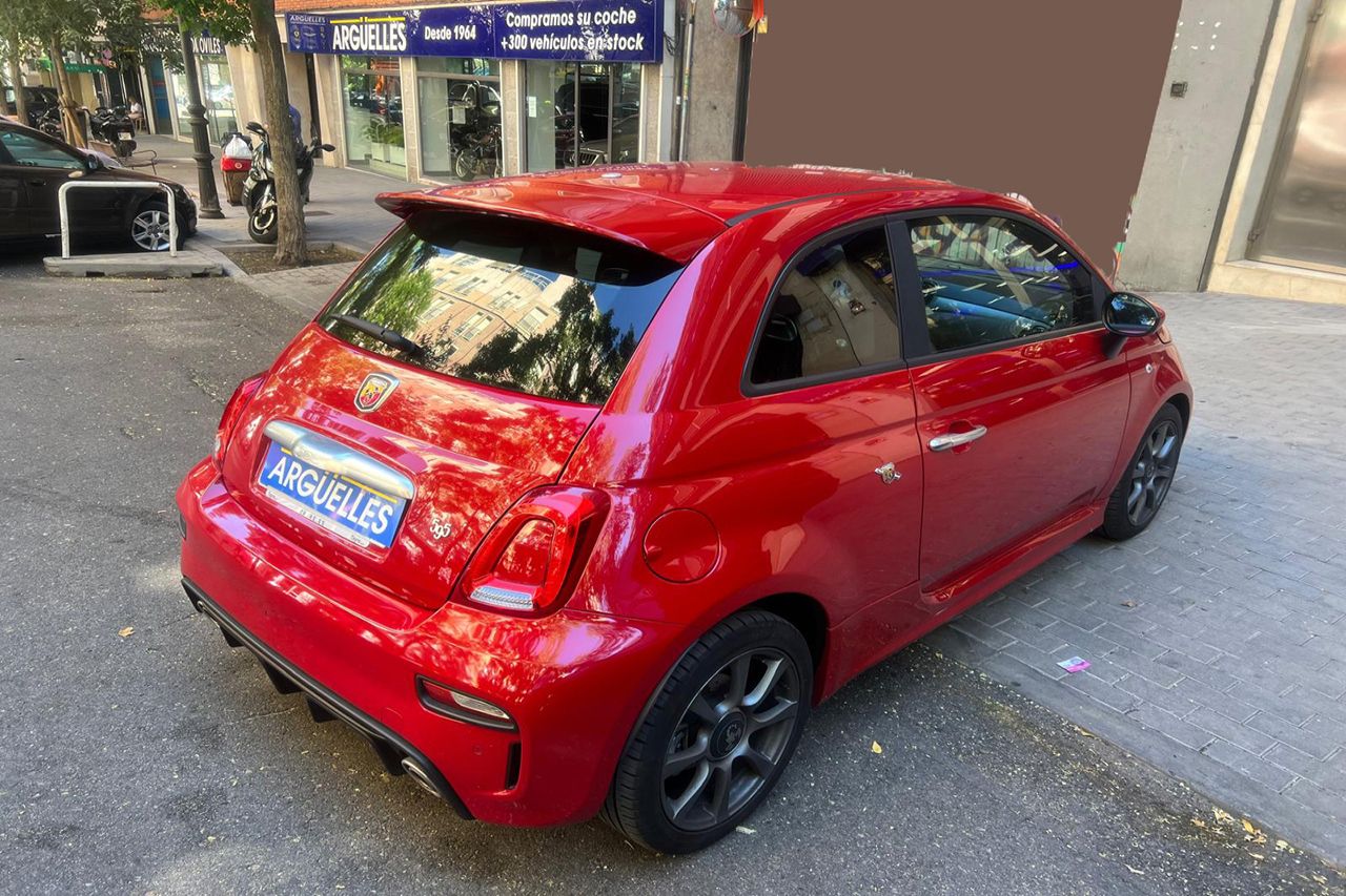 Abarth 500 1.4 16v T Jet 595 165cv