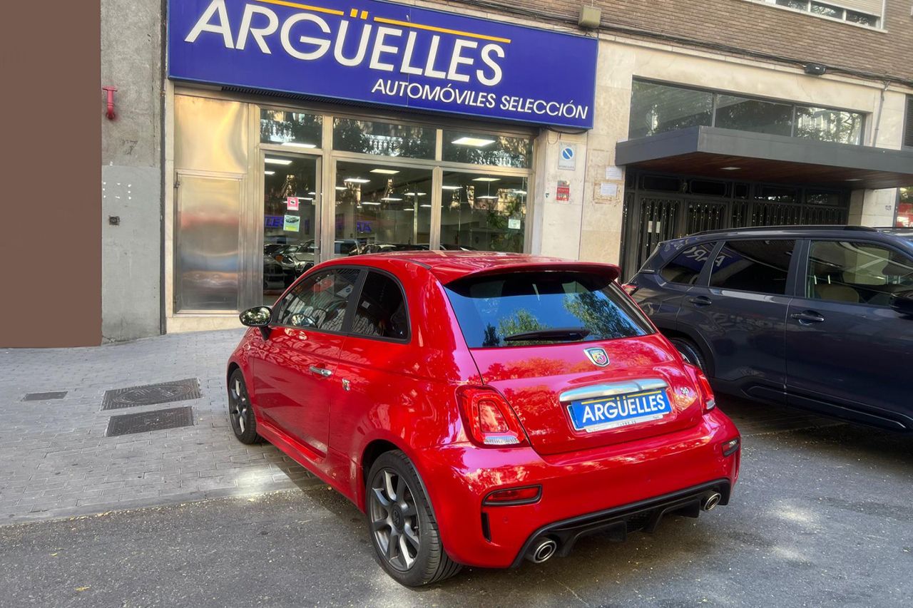 Abarth 500 1.4 16v T Jet 595 165cv