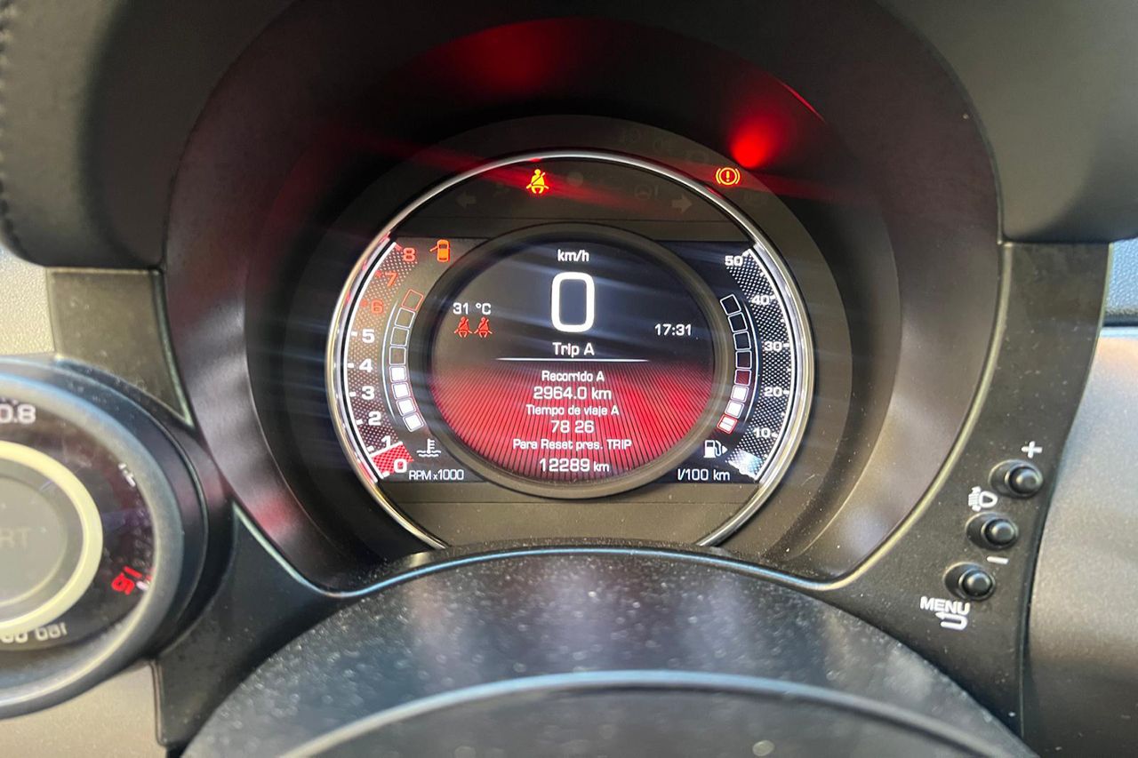 Abarth 500 1.4 16v T Jet 595 165cv