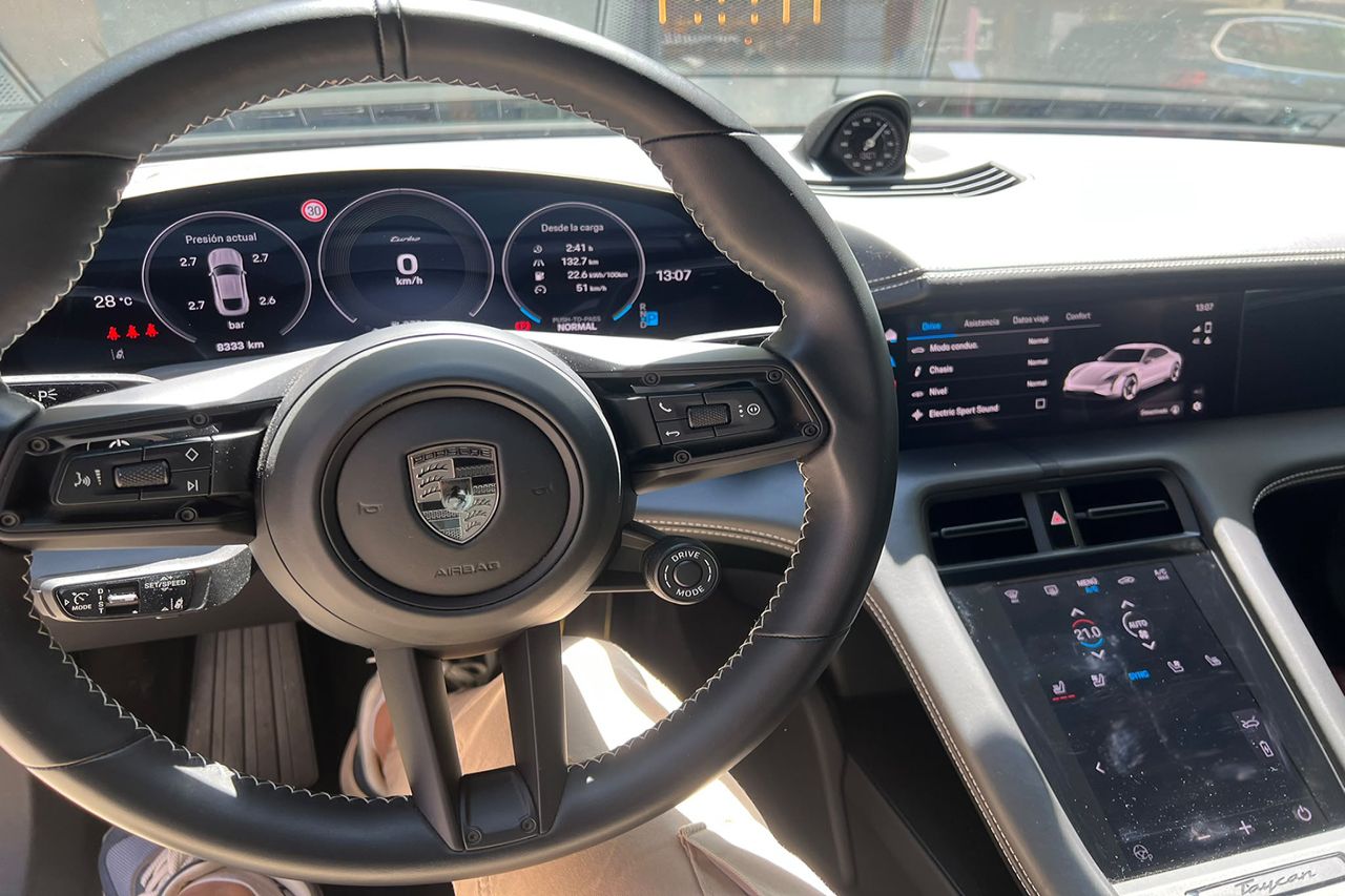 Porsche Taycan Turbo 884cv