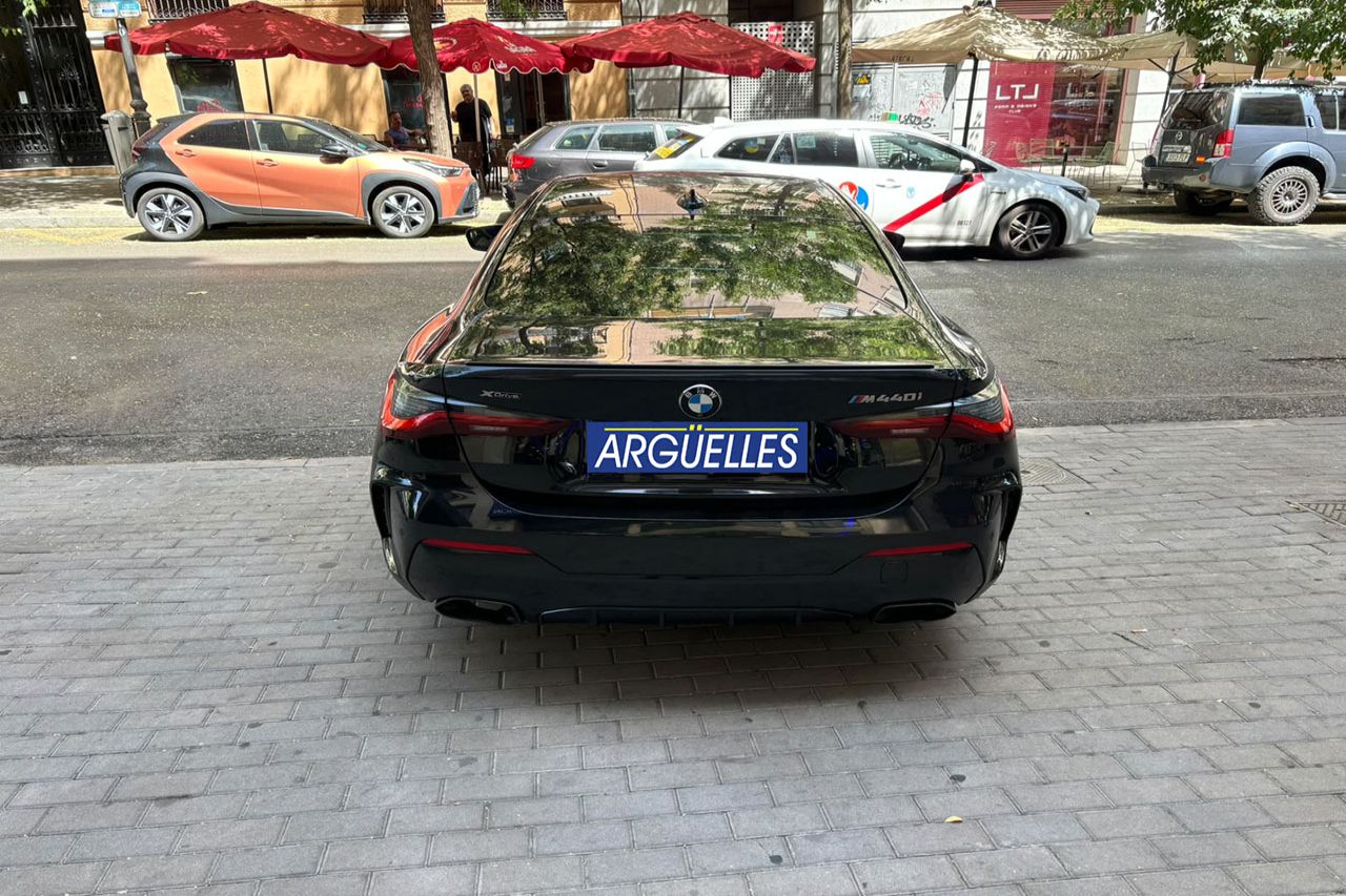 BMW M 440 i Coupe xDrive 387cv