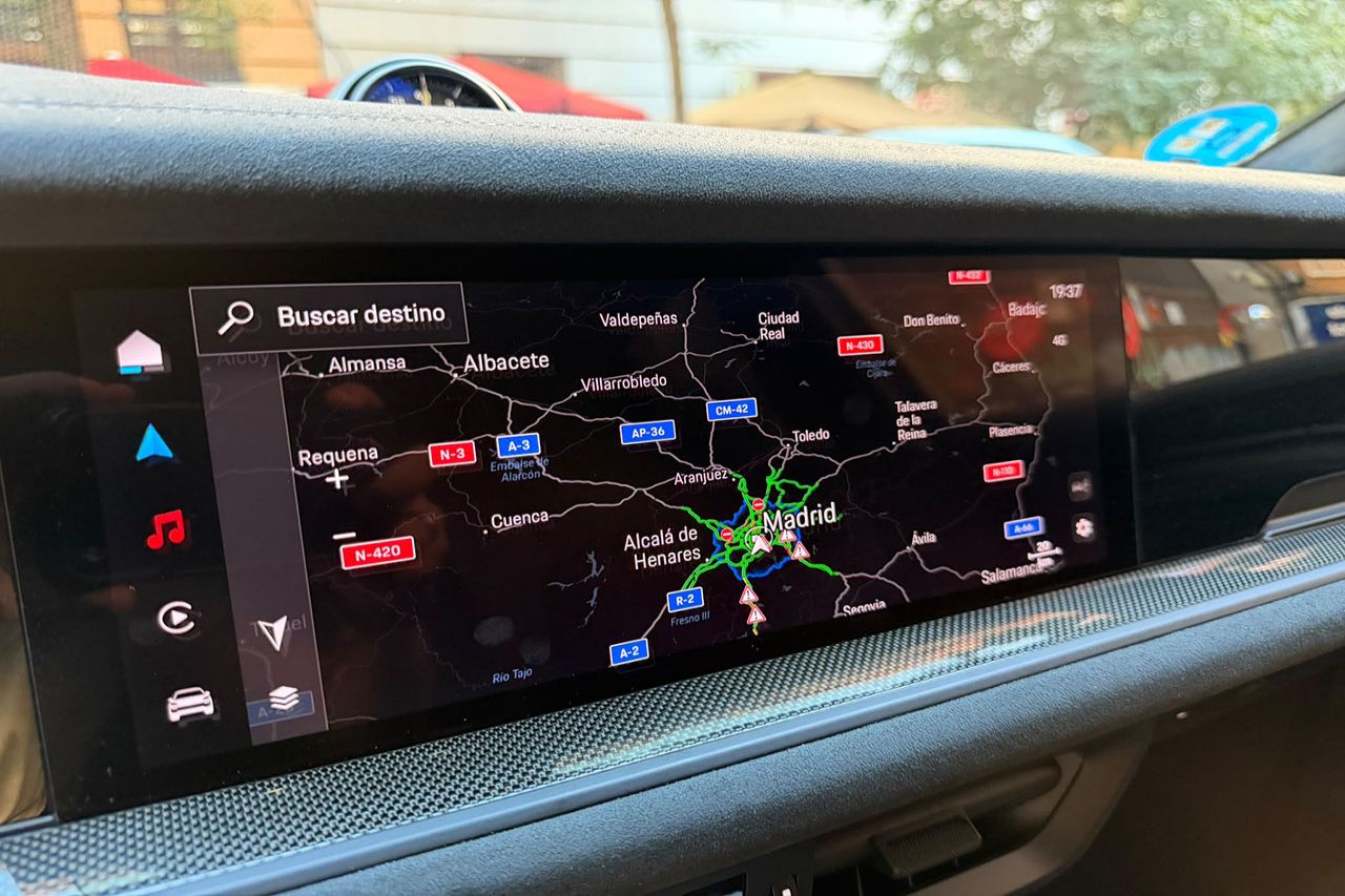 Porsche Cayenne Coupe Turbo GT E Hybrid 739cv